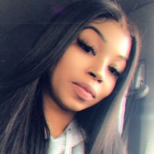 Meet your Posher, Ariana